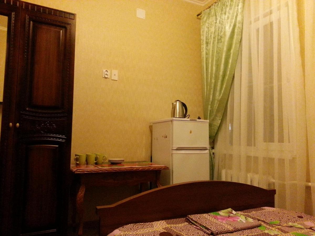 Orhidea Guest House Gagra Exterior photo