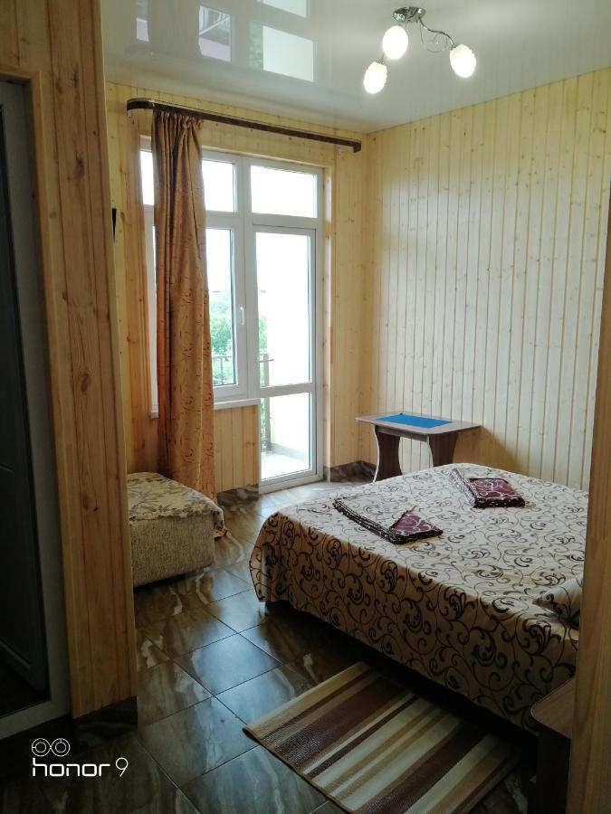 Orhidea Guest House Gagra Exterior photo